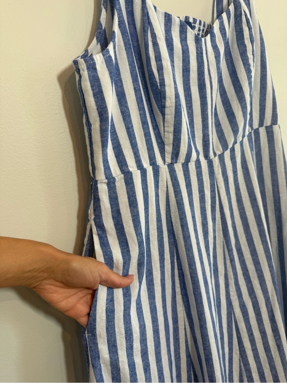 Old Navy Blue White Striped Midi Dress Linen Blend Beach Cruise Resort Pockets L - Picture 10 of 11